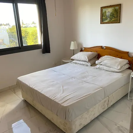 Seaside Two Bedroom Deluxe Flat In Tourist Area Apartment *