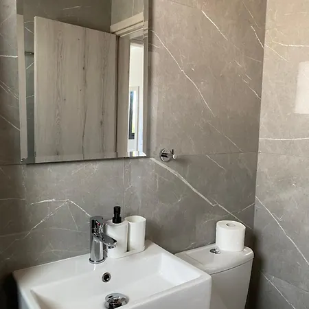 Seaside Two Bedroom Deluxe Flat In Tourist Area Apartment Paphos