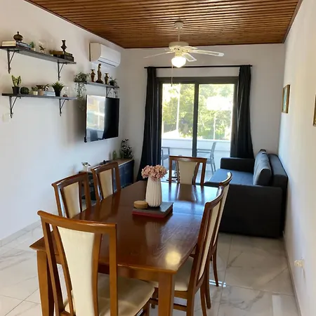 Seaside Two Bedroom Deluxe Flat In Tourist Area * Paphos